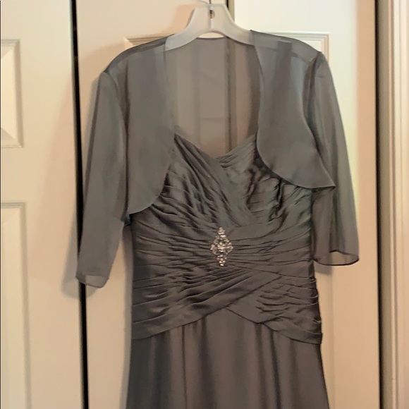 Mother of the bride dress - Picture 1 of 6